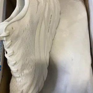 Hoka Clifton 8 Women’s Sneakers